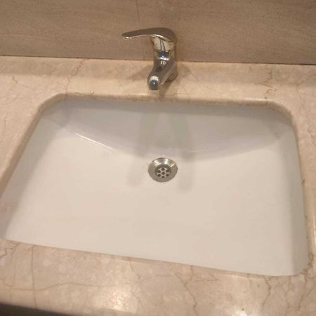 Spot On Sri Krish Hotel Vellore Bagian luar foto